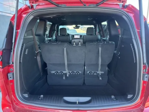 More photos of 2026 Chrysler Pacifica Select at Airport Chrysler Dodge Jeep Ram, MO