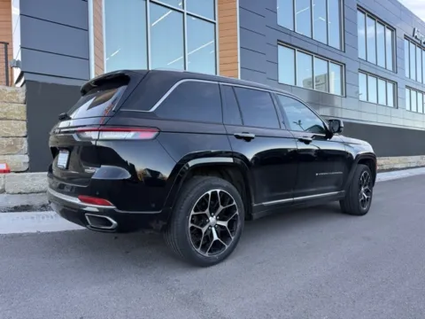 Another view of 2022 Jeep Grand Cherokee Summit for sale in Platte City, MO at Airport Chrysler Dodge Jeep Ram