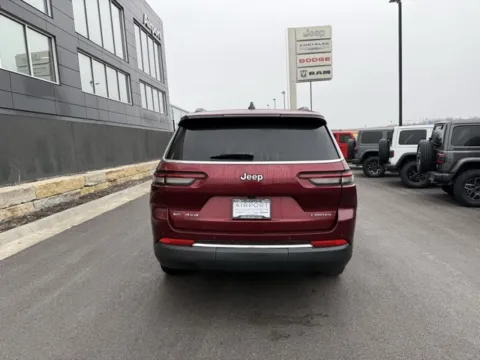 More photos of 2023 Jeep Grand Cherokee L Limited at Airport Chrysler Dodge Jeep Ram, MO