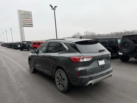 More photos of 2020 Ford Escape SEL at Airport Chrysler Dodge Jeep Ram, MO