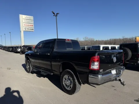More photos of 2022 Ram 2500 Tradesman at Airport Chrysler Dodge Jeep Ram, MO