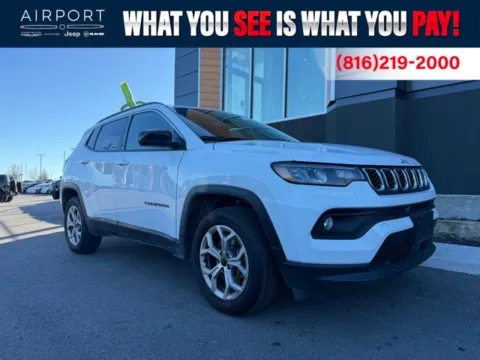 White 2025 Jeep Compass Latitude for sale in Platte City, MO