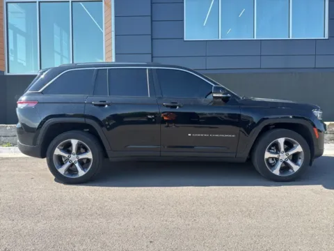 Photos of 2023 Jeep Grand Cherokee Limited for sale in Platte City, MO at Airport Chrysler Dodge Jeep Ram