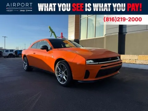 Orange 2026 Dodge Charger R/T Scat Pack for sale in Platte City, MO