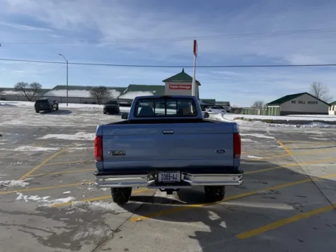 More photos of 1997 Ford F-350 XLT at Airport Chrysler Dodge Jeep Ram, MO