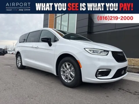 White 2026 Chrysler Pacifica Select for sale in Platte City, MO