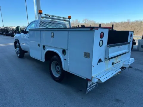 More photos of 2013 Chevrolet Silverado 3500HD Work Truck at Airport Chrysler Dodge Jeep Ram, MO