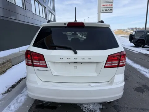 More photos of 2020 Dodge Journey SE at Airport Chrysler Dodge Jeep Ram, MO