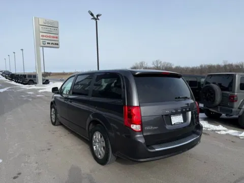 More photos of 2019 Dodge Grand Caravan SE at Airport Chrysler Dodge Jeep Ram, MO