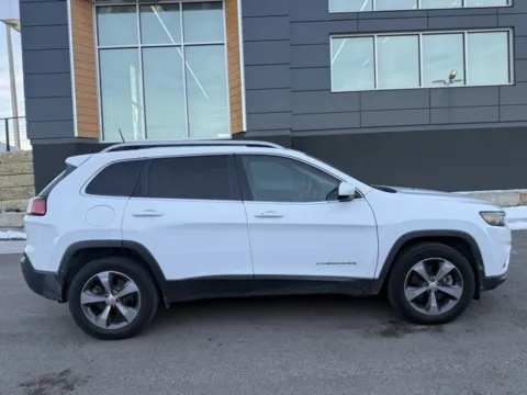 Photos of 2019 Jeep Cherokee Limited for sale in Platte City, MO at Airport Chrysler Dodge Jeep Ram