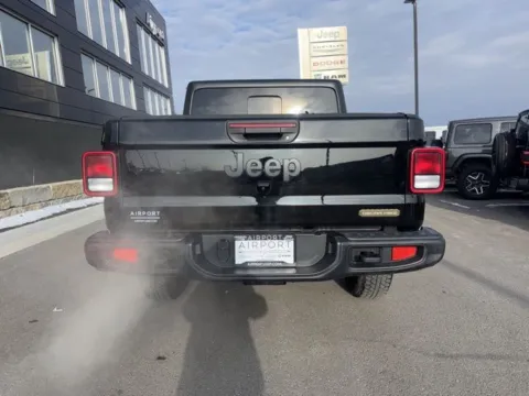 More photos of 2023 Jeep Gladiator Sport S at Airport Chrysler Dodge Jeep Ram, MO