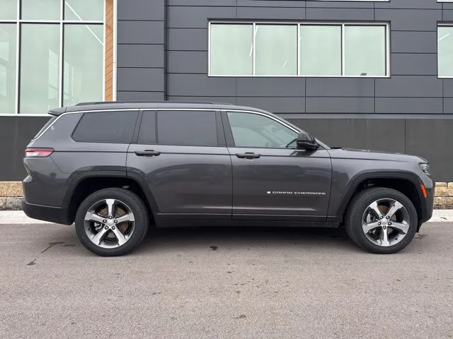 2026 Jeep Grand Cherokee L Limited - Photo 2