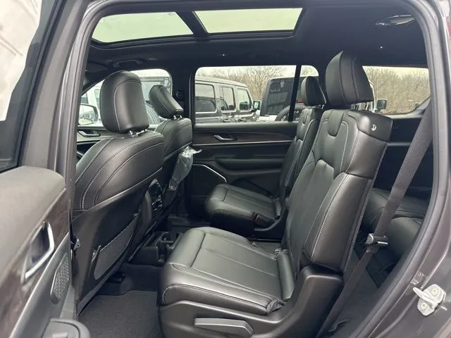 2026 Jeep Grand Cherokee L Limited - Photo 13