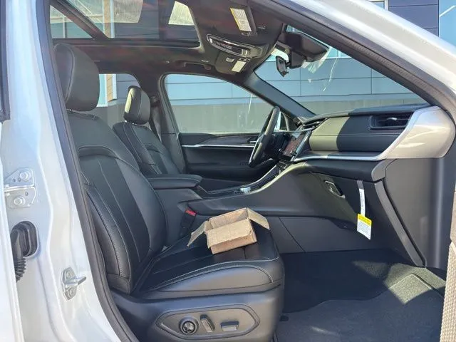2026 Jeep Grand Cherokee L Limited - Photo 9