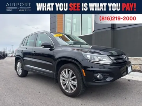 Black 2016 Volkswagen Tiguan SE for sale in Platte City, MO