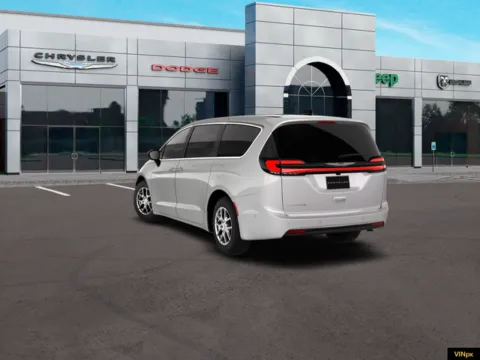 More photos of 2026 Chrysler Pacifica Select at Airport Chrysler Dodge Jeep Ram, MO