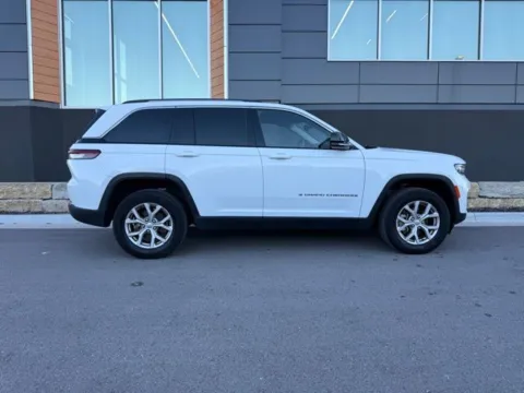 Photos of 2022 Jeep Grand Cherokee Limited for sale in Platte City, MO at Airport Chrysler Dodge Jeep Ram