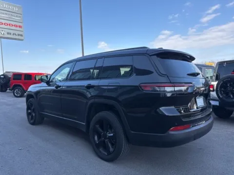More photos of 2025 Jeep Grand Cherokee L Altitude X at Airport Chrysler Dodge Jeep Ram, MO