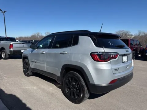 More photos of 2024 Jeep Compass Altitude Special Edition at Airport Chrysler Dodge Jeep Ram, MO