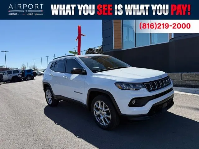 Used 2022 Jeep Compass Latitude Lux with VIN 3C4NJDFB9NT181371 for sale in Kansas City