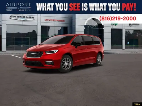 Red 2026 Chrysler Pacifica Select for sale in Platte City, MO