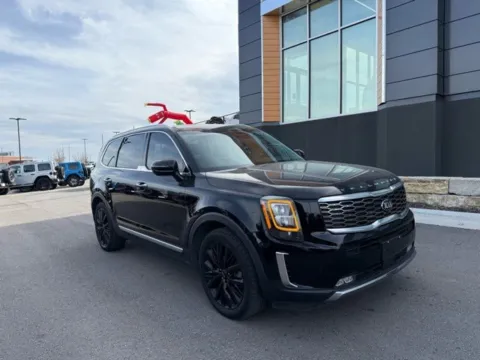 Photos of 2020 Kia Telluride SX for sale in Platte City, MO at Airport Chrysler Dodge Jeep Ram