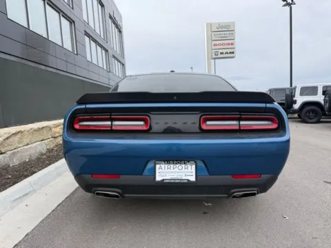 More photos of 2022 Dodge Challenger SXT at Airport Chrysler Dodge Jeep Ram, MO
