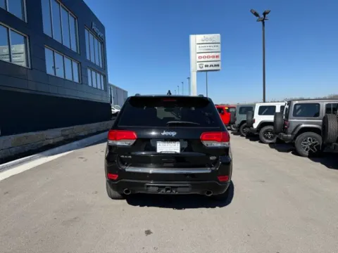 More photos of 2019 Jeep Grand Cherokee Overland at Airport Chrysler Dodge Jeep Ram, MO