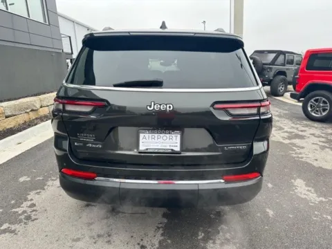 More photos of 2022 Jeep Grand Cherokee L Limited at Airport Chrysler Dodge Jeep Ram, MO