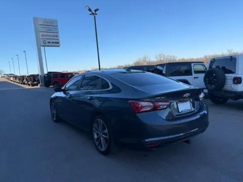 More photos of 2021 Chevrolet Malibu LT at Airport Chrysler Dodge Jeep Ram, MO
