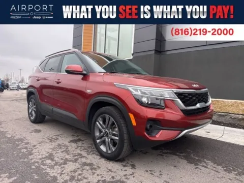 Orange 2022 Kia Seltos S for sale in Platte City, MO