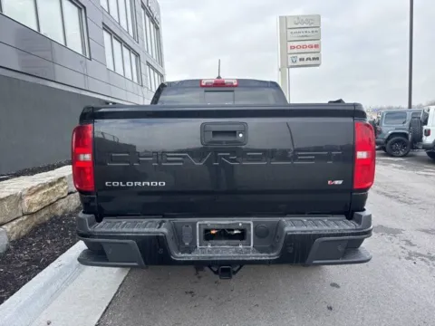 More photos of 2021 Chevrolet Colorado Z71 at Airport Chrysler Dodge Jeep Ram, MO