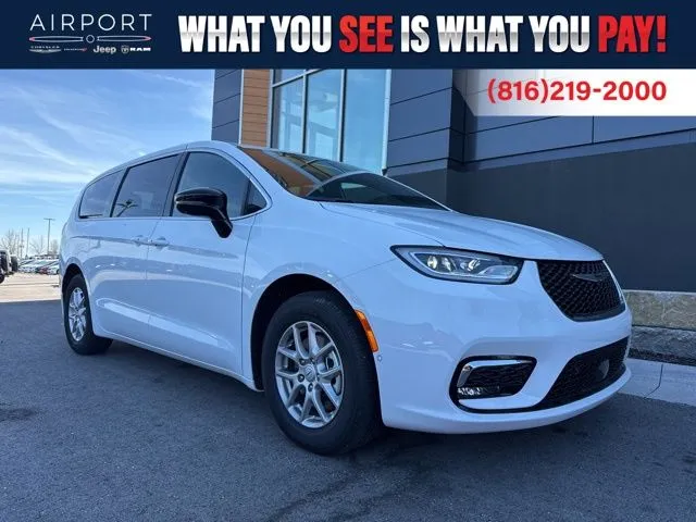 White 2026 Chrysler Pacifica Select for sale in Platte City, MO