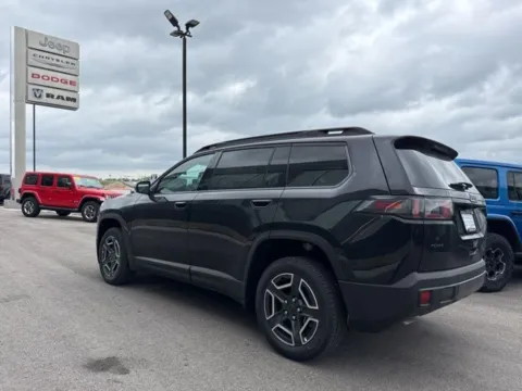 More photos of 2026 Jeep Cherokee Limited at Airport Chrysler Dodge Jeep Ram, MO