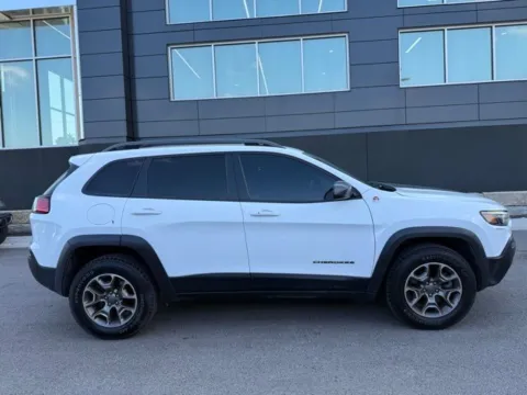 Photos of 2021 Jeep Cherokee Trailhawk for sale in Platte City, MO at Airport Chrysler Dodge Jeep Ram