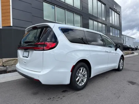 Another view of 2026 Chrysler Pacifica Select for sale in Platte City, MO at Airport Chrysler Dodge Jeep Ram