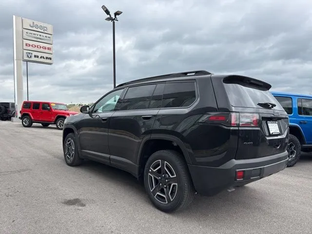 2026 Jeep Cherokee Laredo - Photo 6