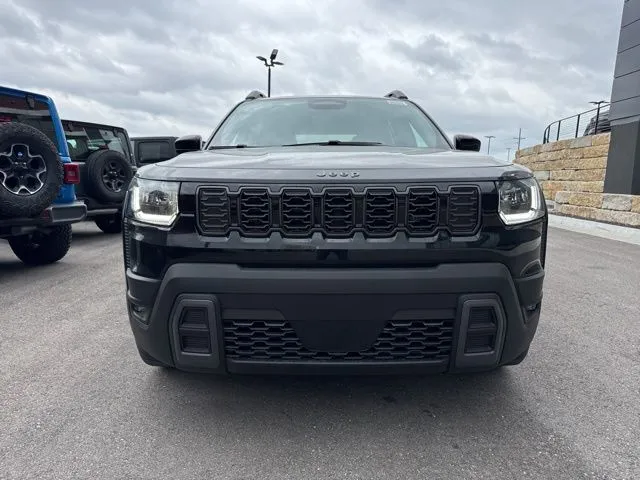 2026 Jeep Cherokee Laredo - Photo 9