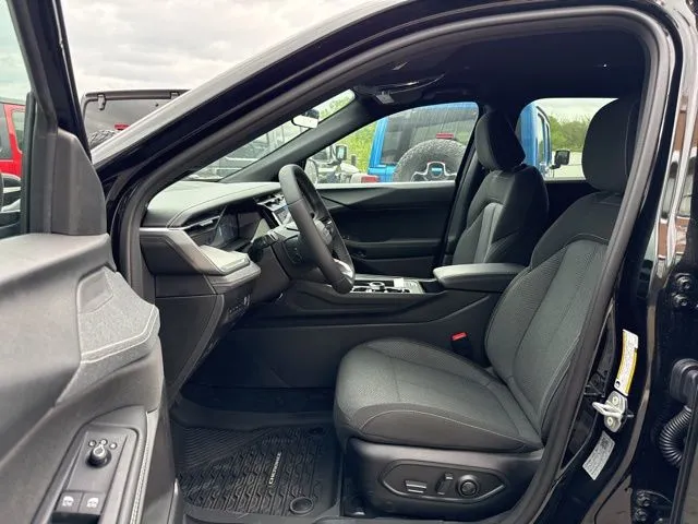 2026 Jeep Cherokee Laredo - Photo 13