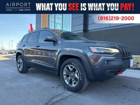 Gray 2019 Jeep Cherokee Trailhawk for sale in Platte City, MO