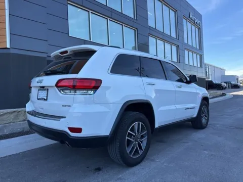 Another view of 2021 Jeep Grand Cherokee Limited for sale in Platte City, MO at Airport Chrysler Dodge Jeep Ram