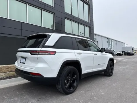 Another view of 2023 Jeep Grand Cherokee Altitude X for sale in Platte City, MO at Airport Chrysler Dodge Jeep Ram