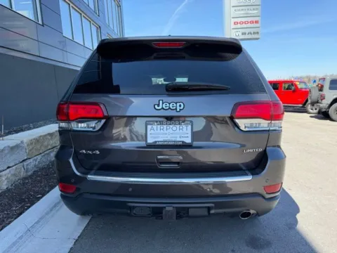 More photos of 2021 Jeep Grand Cherokee Limited at Airport Chrysler Dodge Jeep Ram, MO