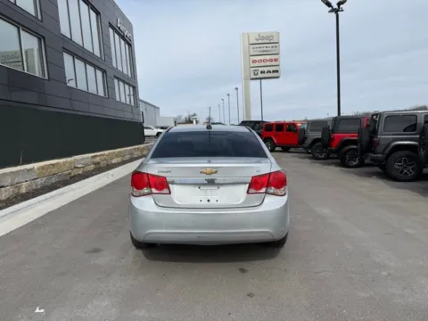 More photos of 2016 Chevrolet Cruze Limited 1LT at Airport Chrysler Dodge Jeep Ram, MO