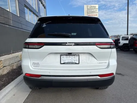 More photos of 2026 Jeep Grand Cherokee Limited at Airport Chrysler Dodge Jeep Ram, MO