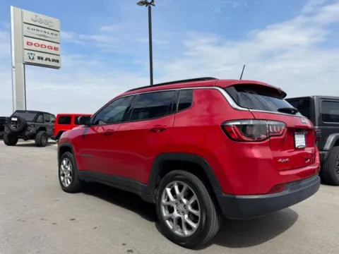 More photos of 2023 Jeep Compass Latitude Lux at Airport Chrysler Dodge Jeep Ram, MO