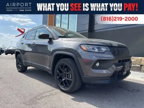 Gray 2022 Jeep Compass Altitude for sale in Platte City, MO