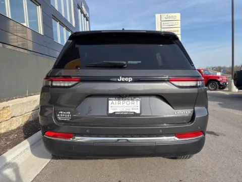 More photos of 2024 Jeep Grand Cherokee Limited at Airport Chrysler Dodge Jeep Ram, MO