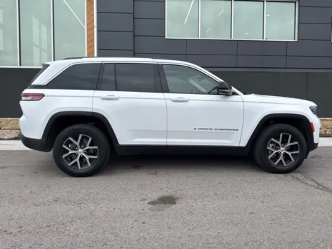 Photos of 2023 Jeep Grand Cherokee Limited for sale in Platte City, MO at Airport Chrysler Dodge Jeep Ram