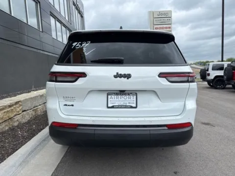 More photos of 2026 Jeep Grand Cherokee L Altitude at Airport Chrysler Dodge Jeep Ram, MO